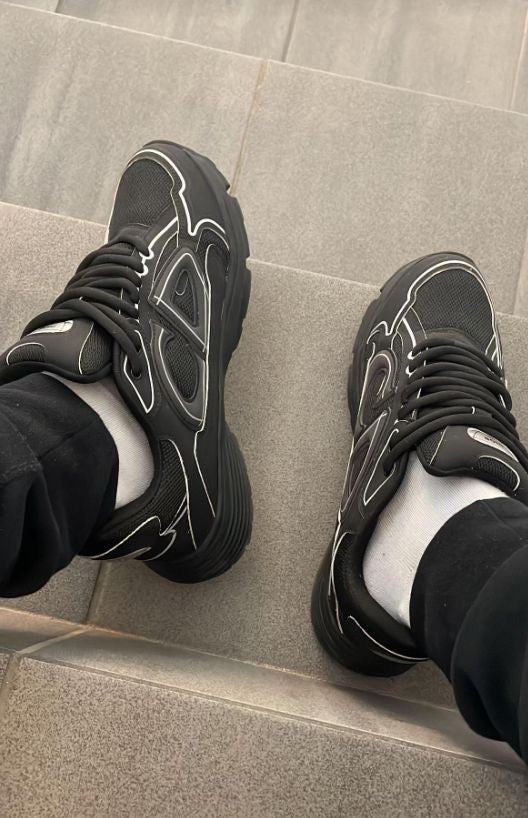 B30 TECHNICAL MESH PRELOVED