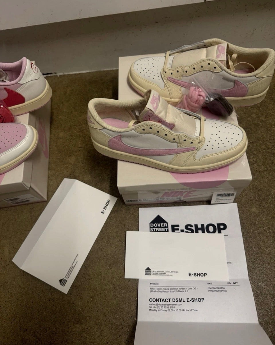 TRAVIS SCOTT SHY PINK
